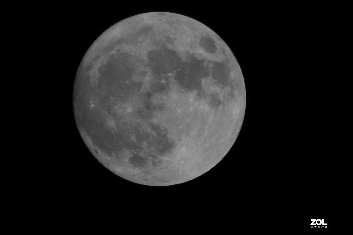 8月15圆月