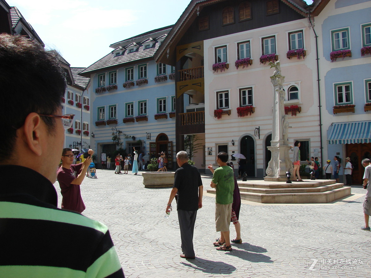 把旧相机拿出来晒太阳