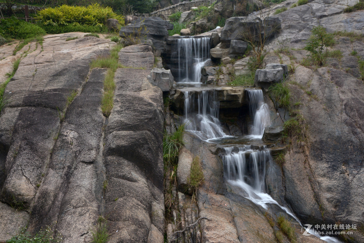 羊台山瀑布手持拍摄