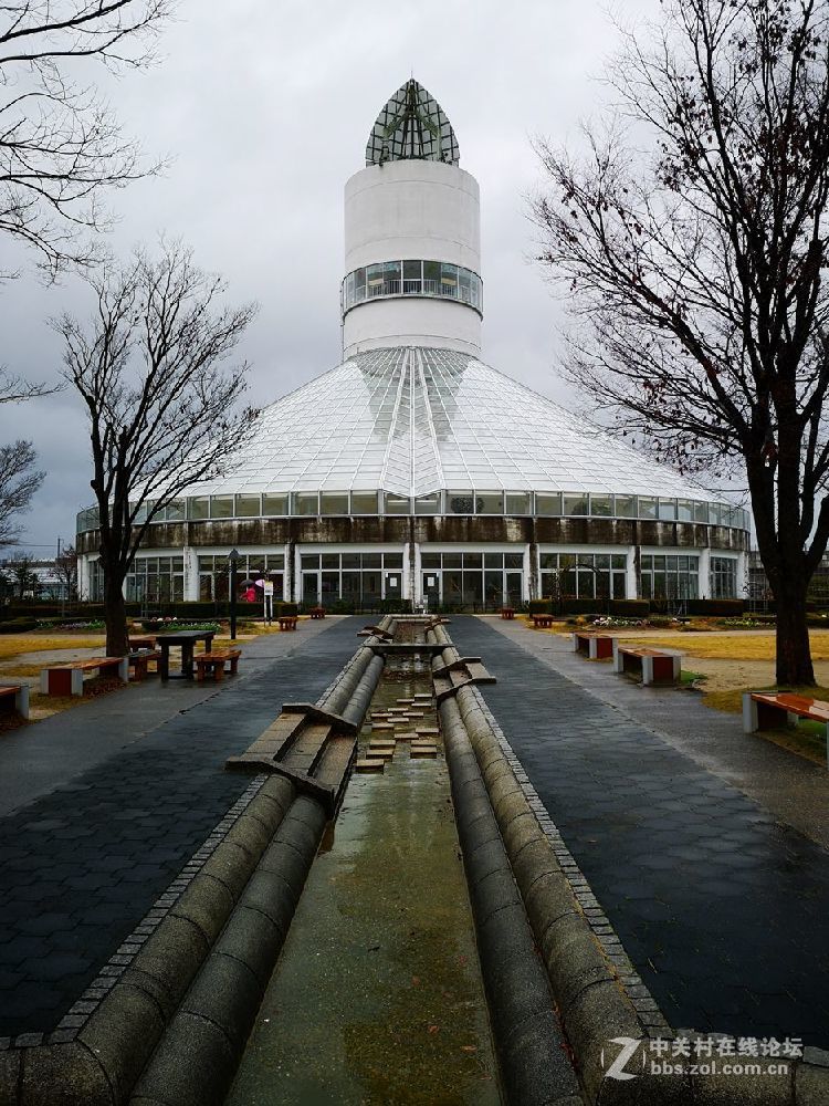 日本  高冈 寻找机器猫的家