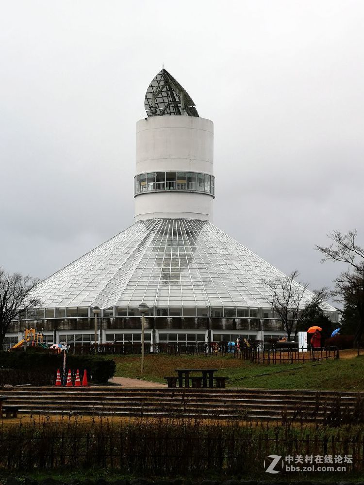 日本  高冈 寻找机器猫的家