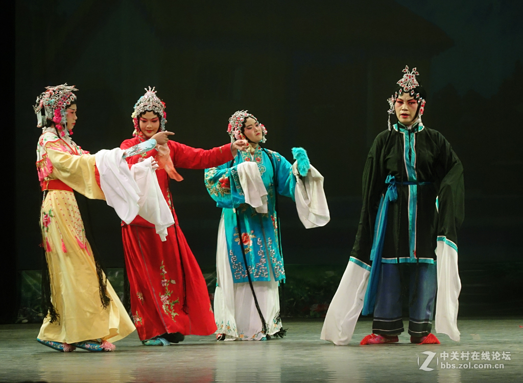 广东大埔汉剧传承中心应邀赣南老区巡演