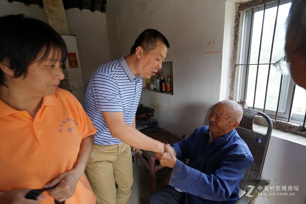 尉问时代英雄  和民族的脊梁抗战老兵们