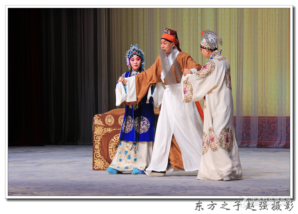 欣赏京剧《洪洋洞》剧照主演：张桐、房志刚、刘欢