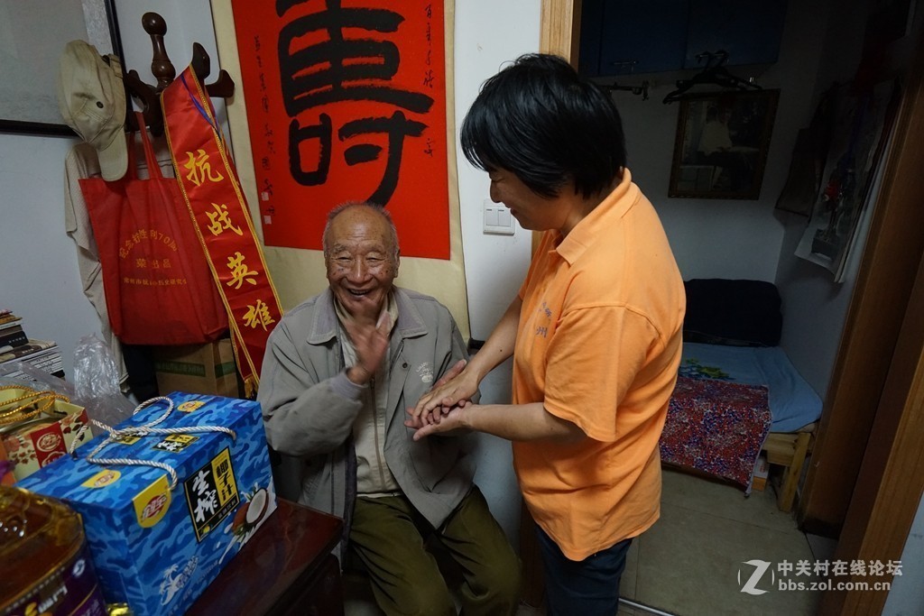 尉问时代英雄  和民族的脊梁抗战老兵们