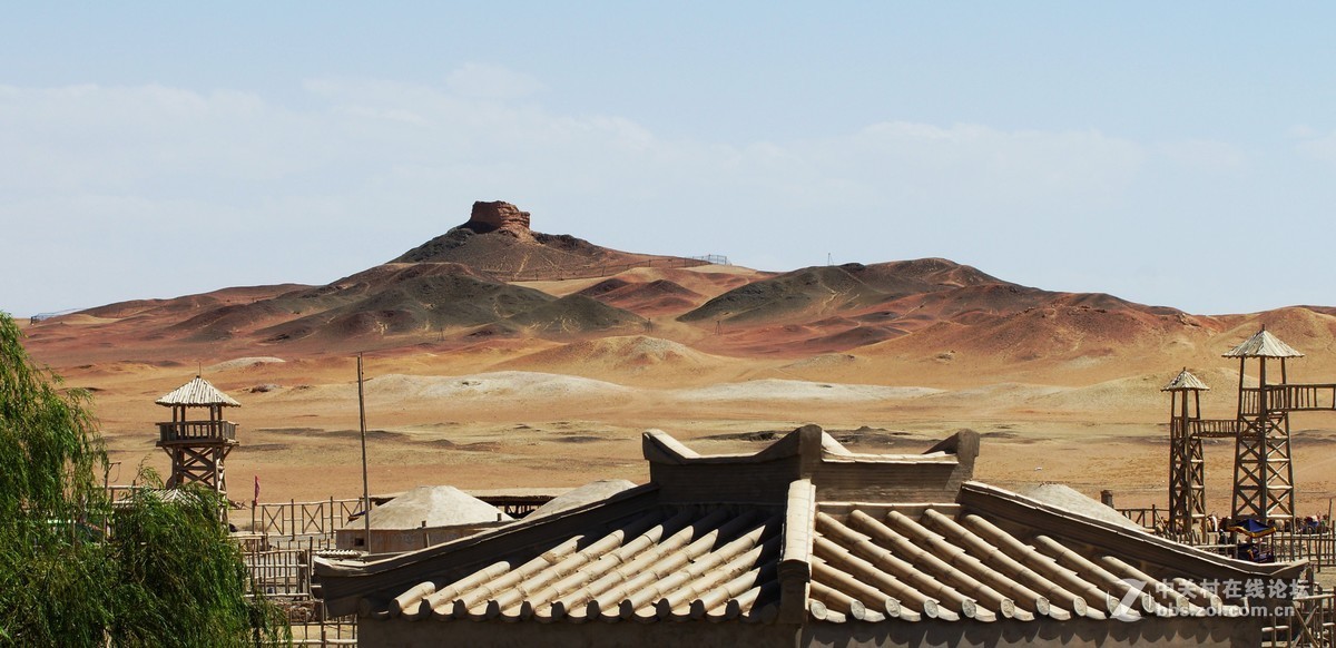 “劝君更尽一杯酒，西出阳关无故人”