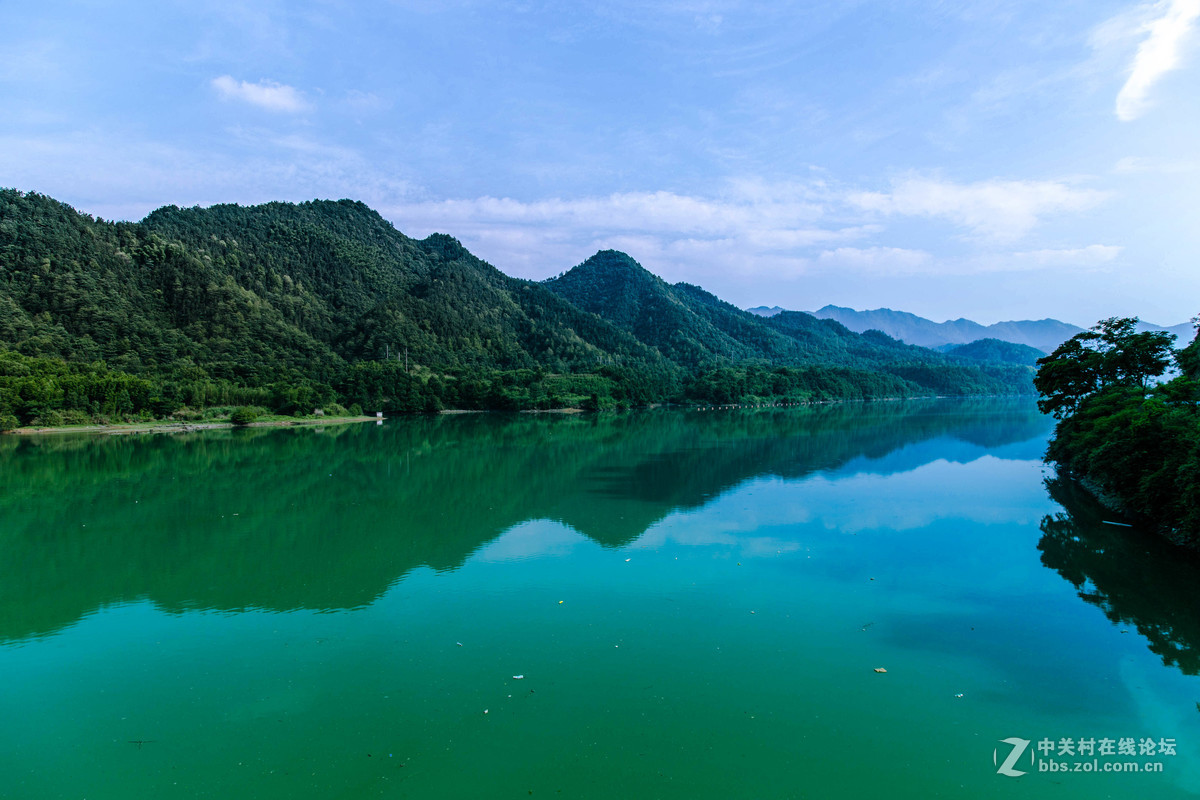 风景抱子石思乡的石