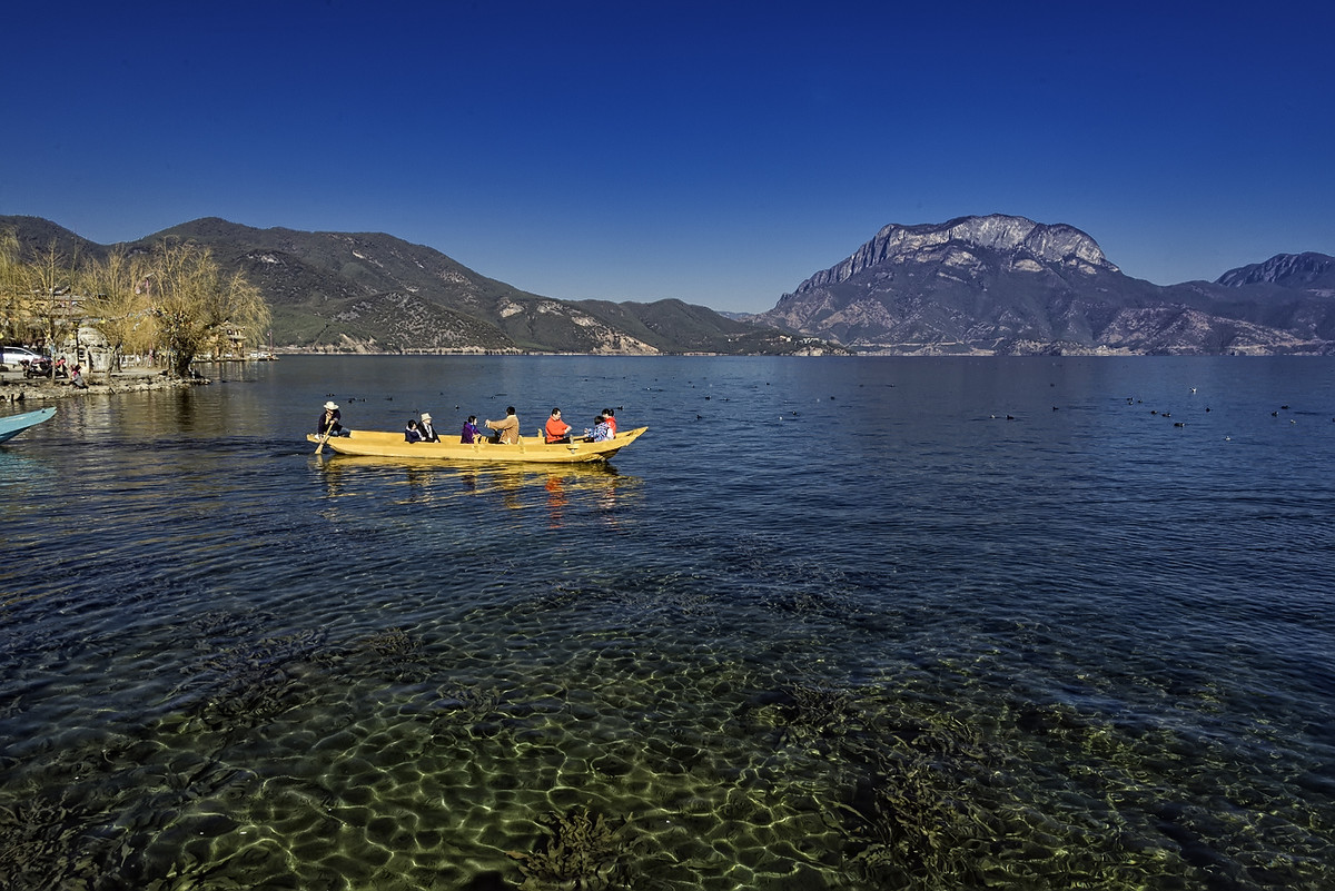 环行泸沽湖 （3）