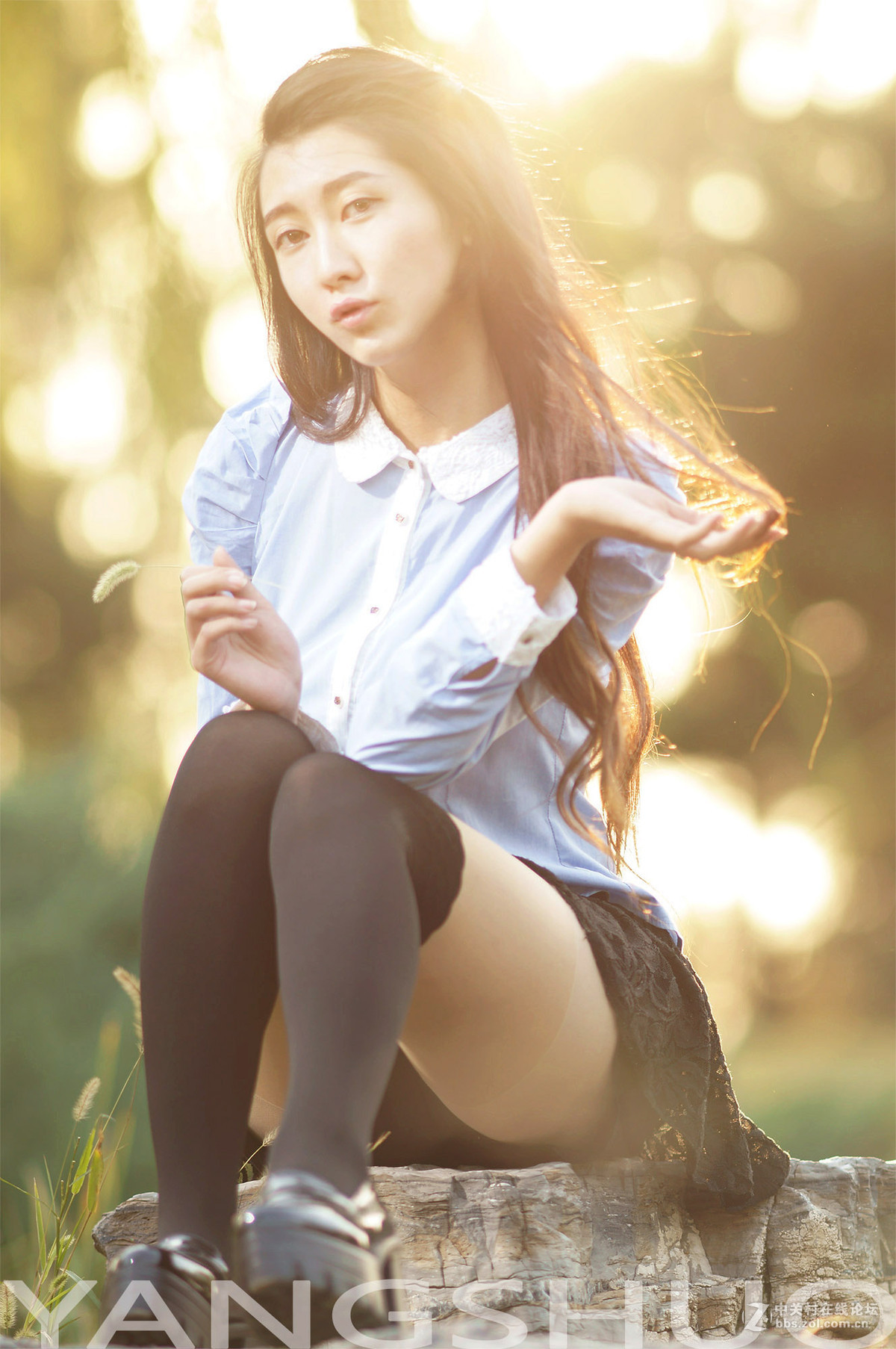 姐姐太美了！面对拍的虚了的照片，举起了巨石！汗