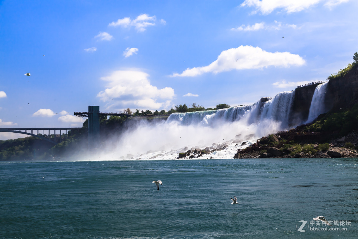 尼亚加拉大瀑布景区掠影【2】---祝贺老朋友空中的烟云荣任静物摄影星空(中国)首席版主