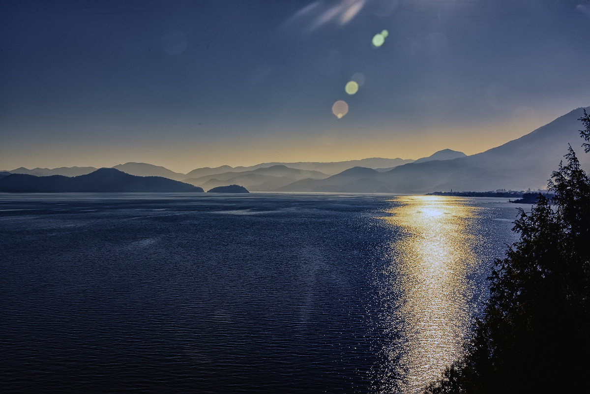 环行泸沽湖 （3）