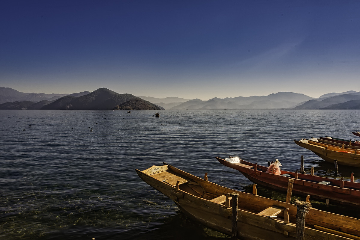 环行泸沽湖 （3）