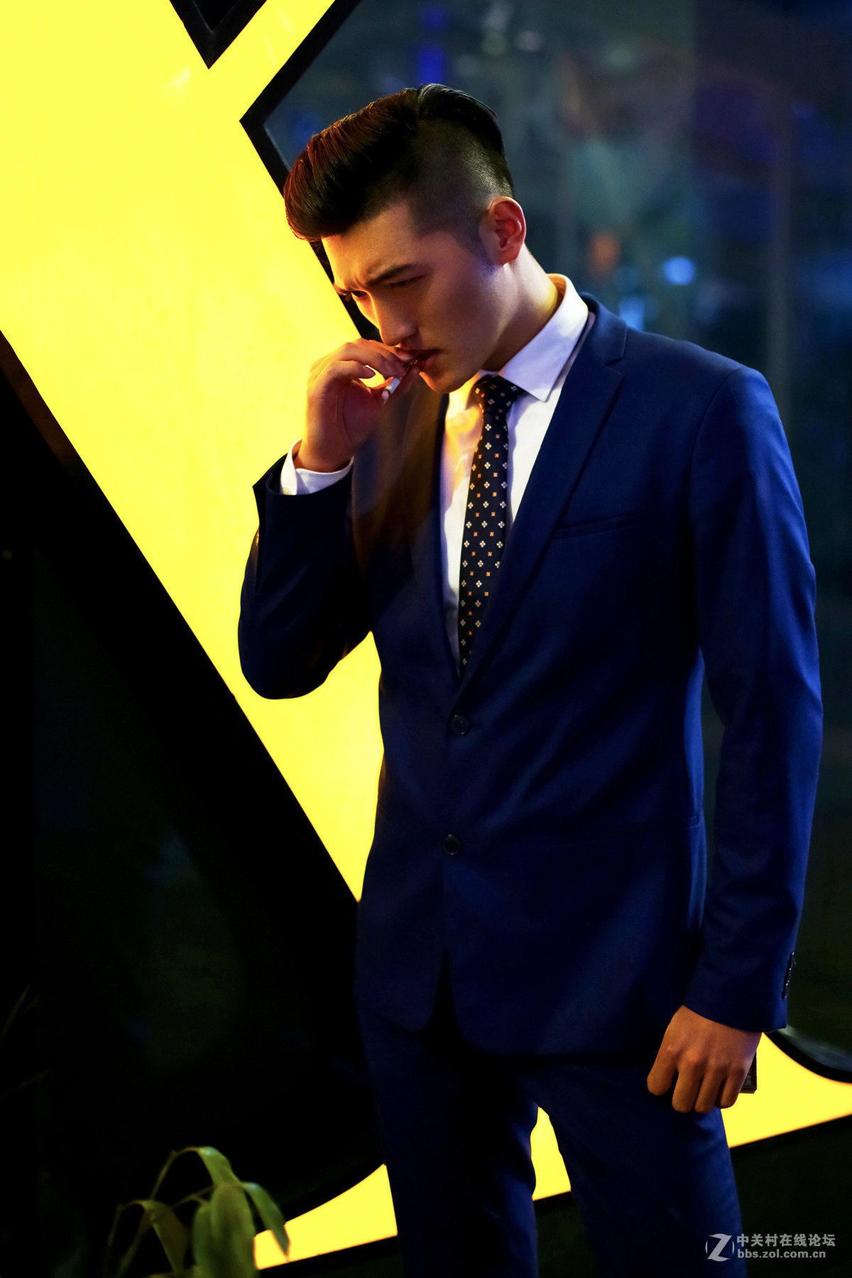 绅士气质男人的夜晚