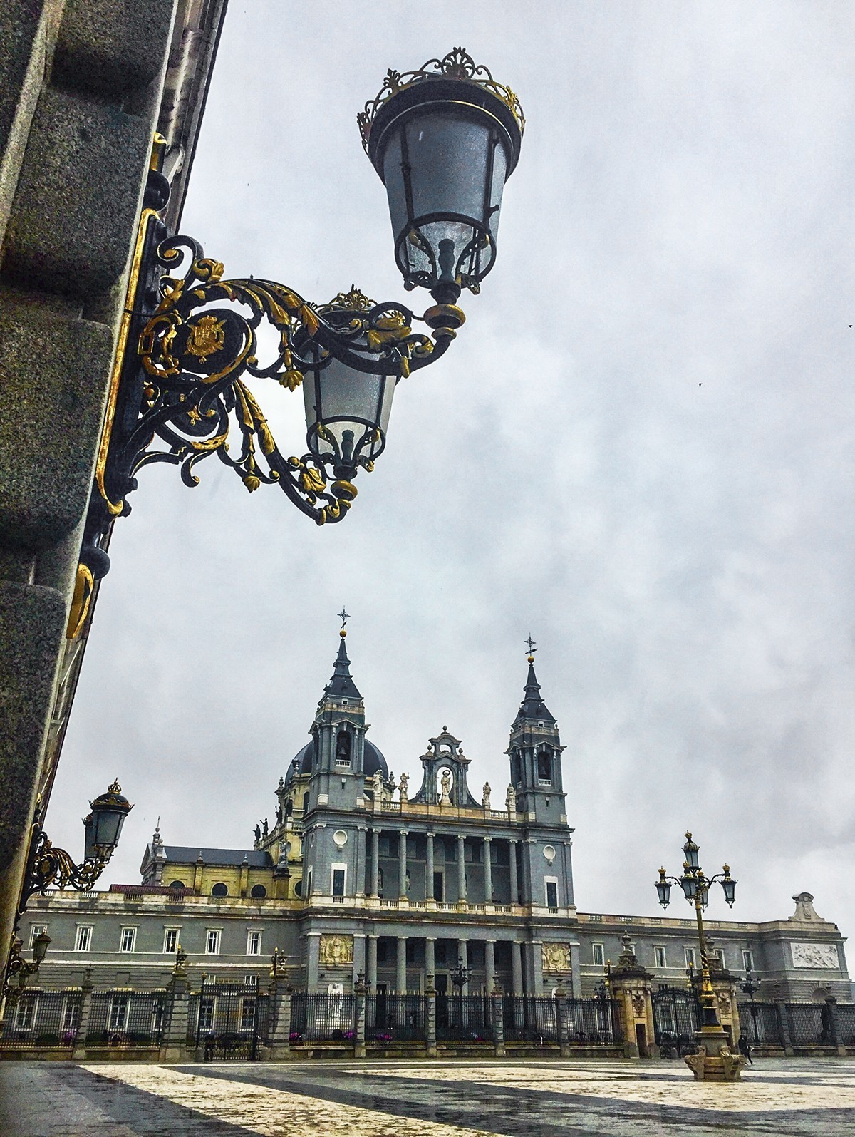 壮 美 的 西 班 牙 王 宫