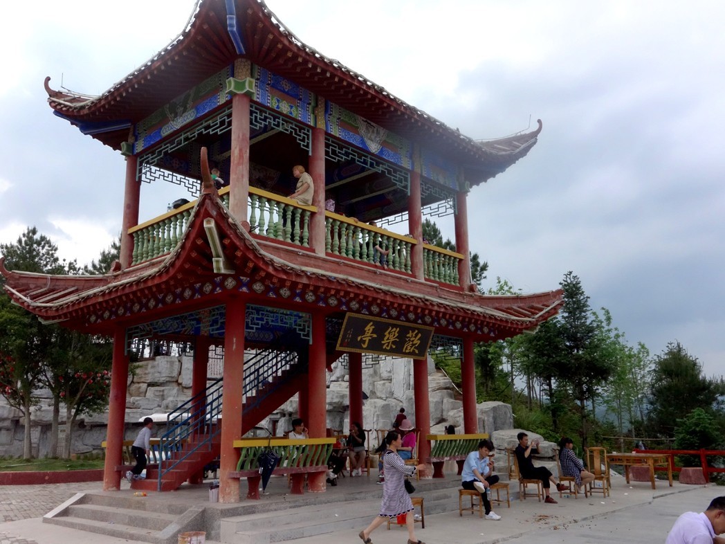 老区会昌:假日闲游"欢乐谷"