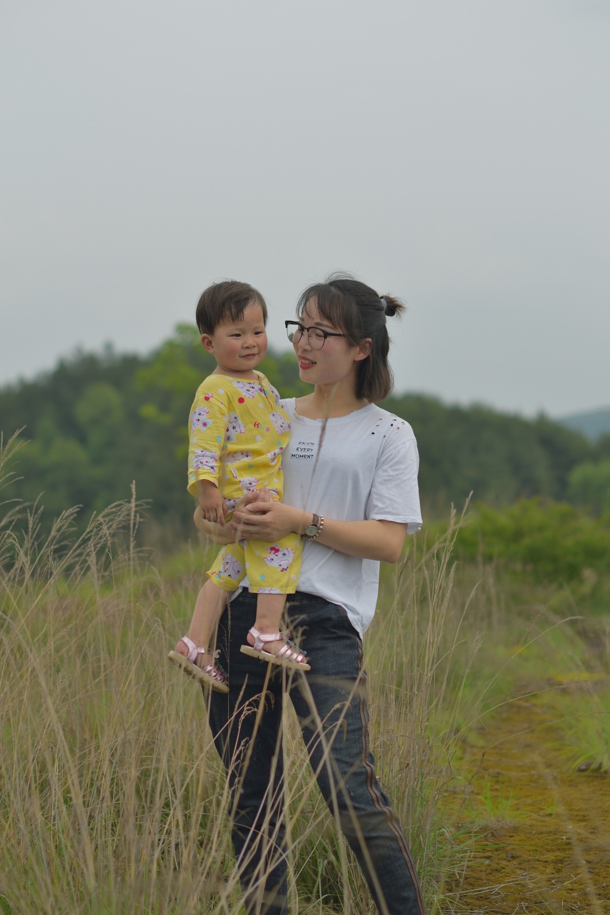 郊拍“小卖萌”