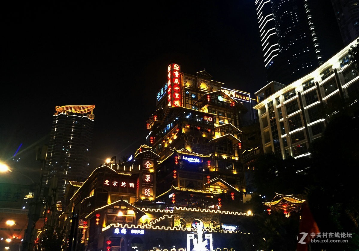 重庆嘉陵江夜色