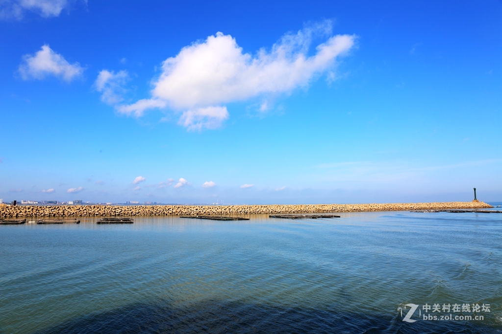 天藍藍海藍藍