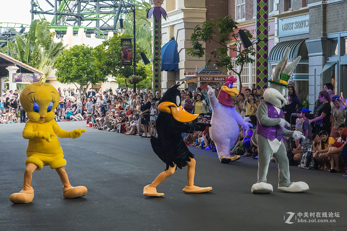 华纳电影世界动物明星大游行