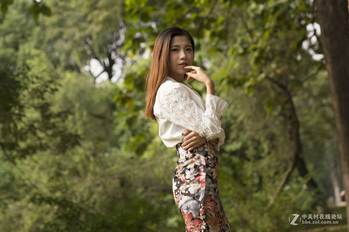 美丽女主播，雯雯