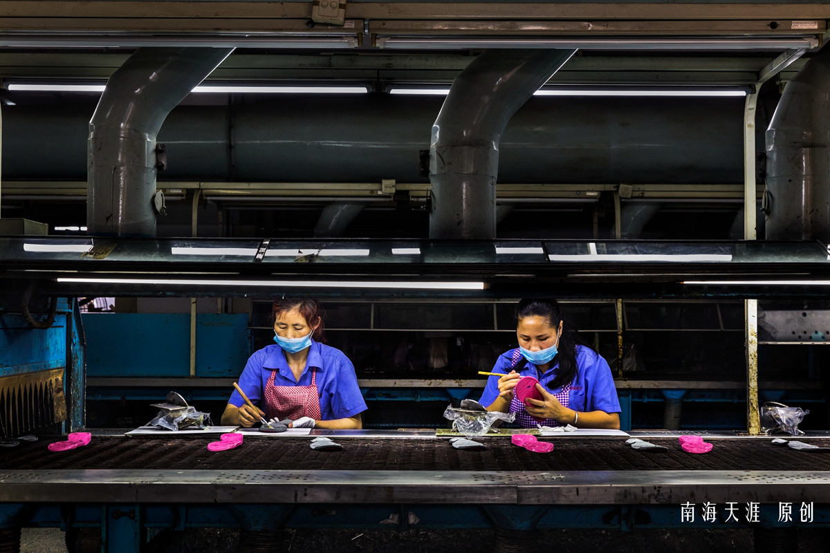 外来工拍摄活动制鞋厂