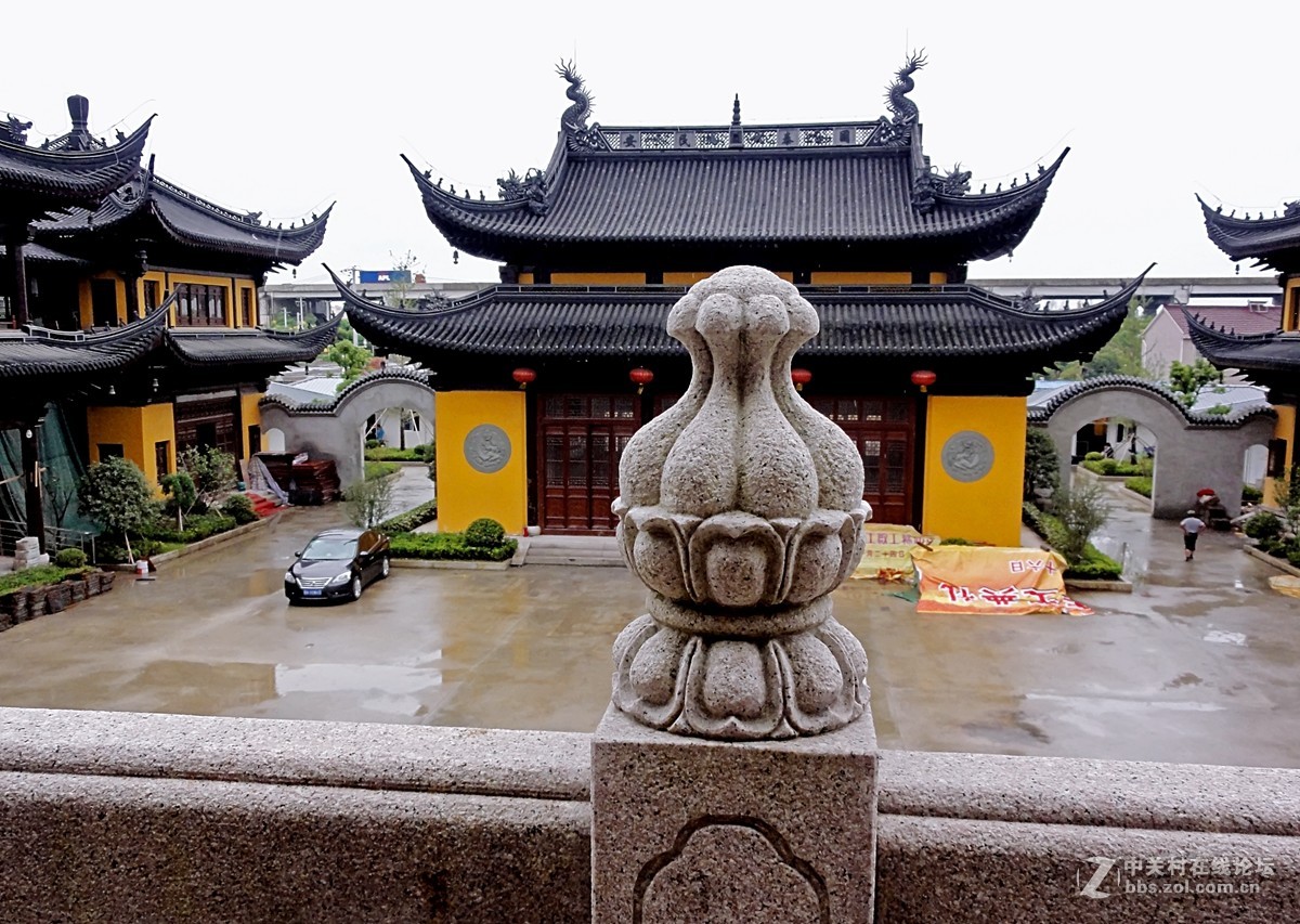 十五和家人长寿禅寺上香