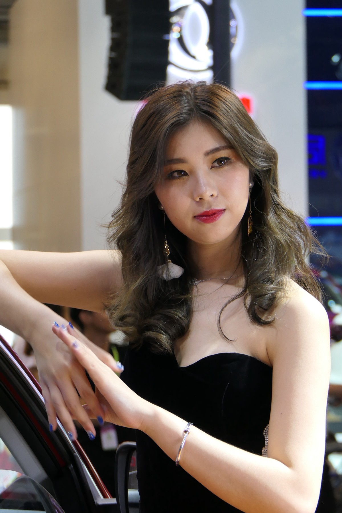 2018东莞春季车展模特一组