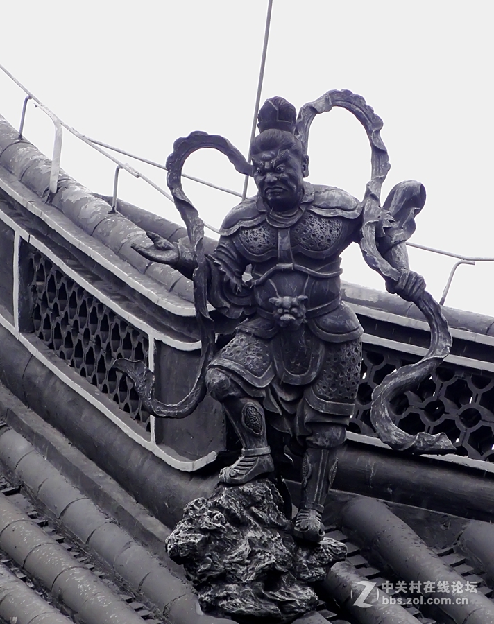 十五和家人长寿禅寺上香