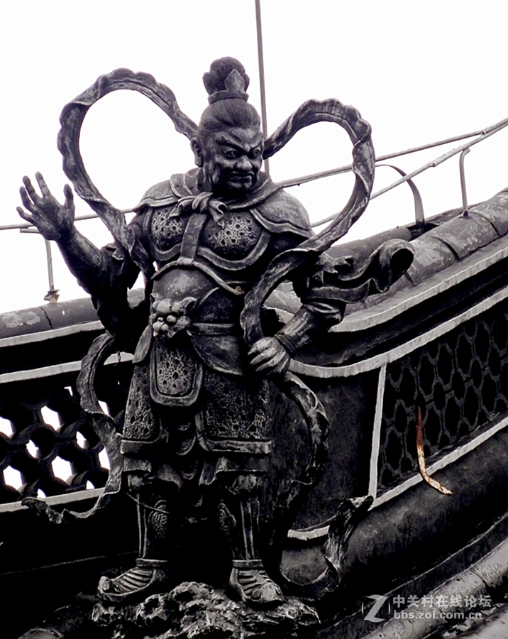 十五和家人长寿禅寺上香