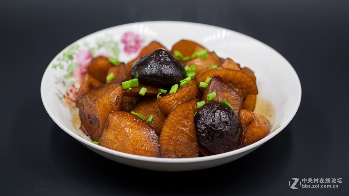 做了几道菜和甜点试拍