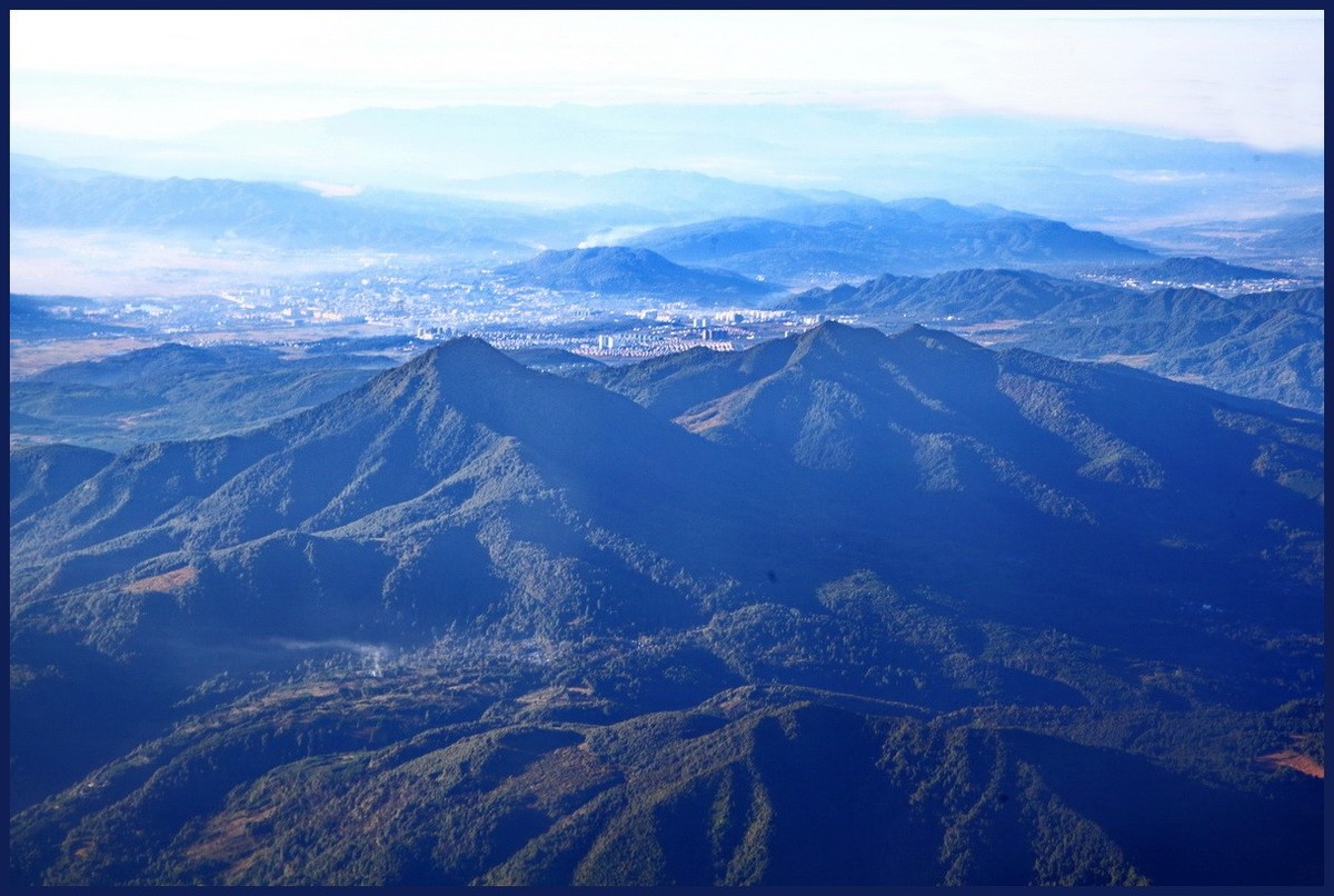 航班上拍摄大地山川