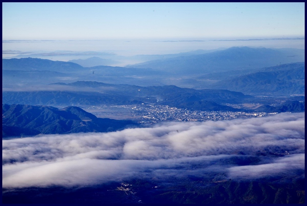 航班上拍摄大地山川