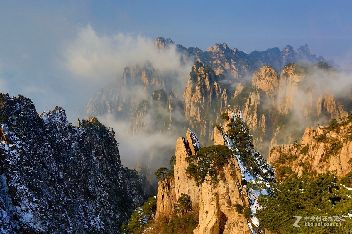 日出黄山观云海