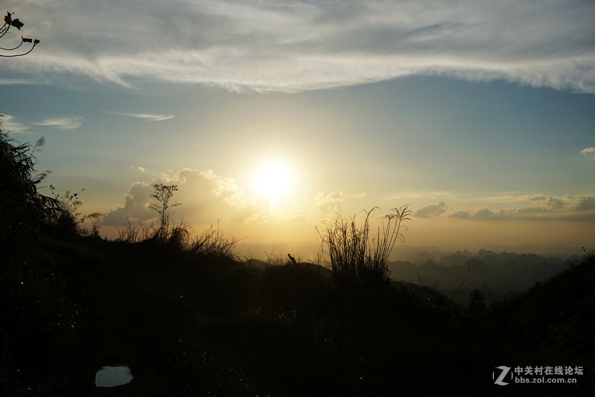 六怀山上观夕阳…………1