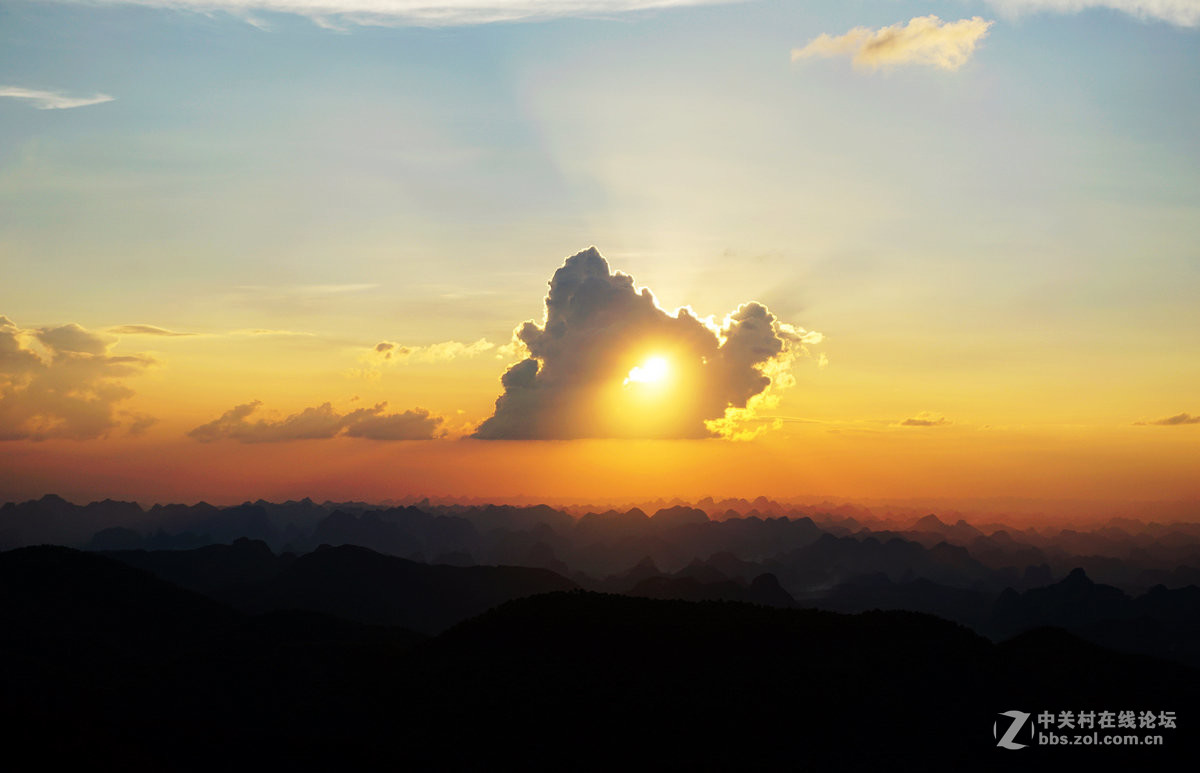 六怀山上观夕阳…………1
