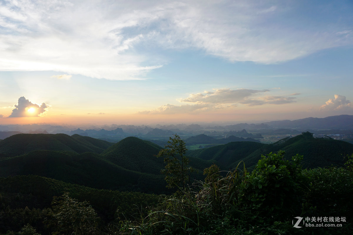 六怀山上观夕阳…………1