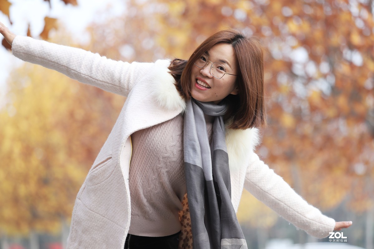 新入70-200爱死小小白，人像测试，给各位参考