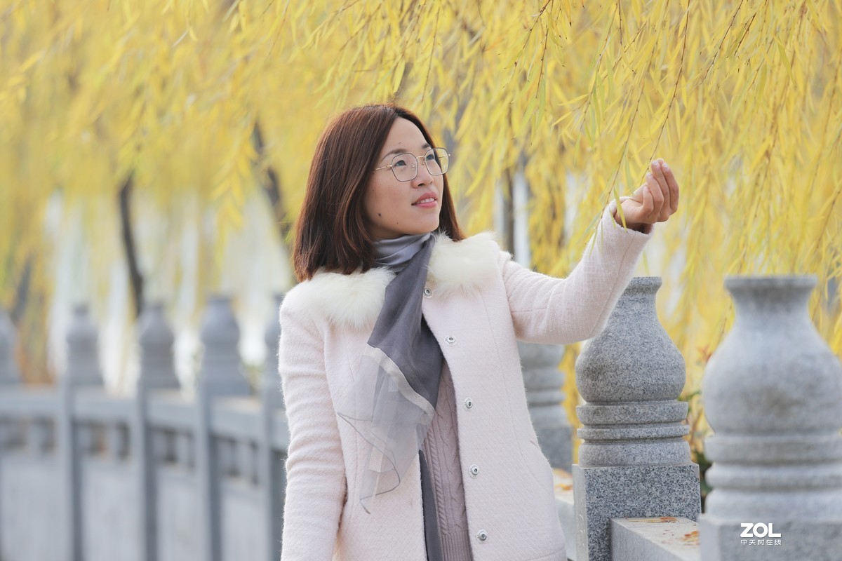 新入70-200爱死小小白，人像测试，给各位参考