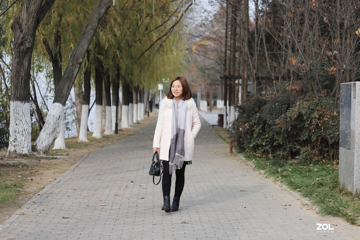 新入70-200爱死小小白，人像测试，给各位参考