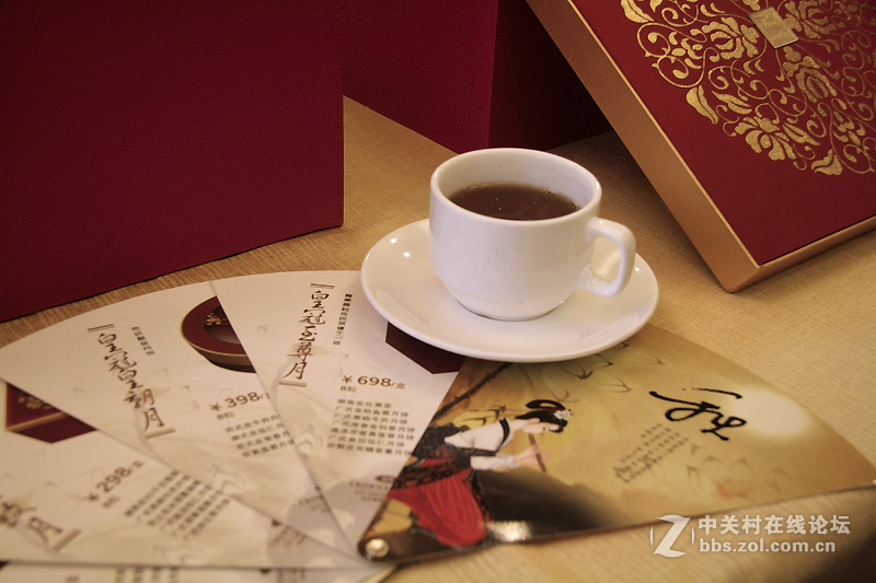 ＃中秋佳节随手拍-手机大奖灰过来＃中秋节少不了的月饼