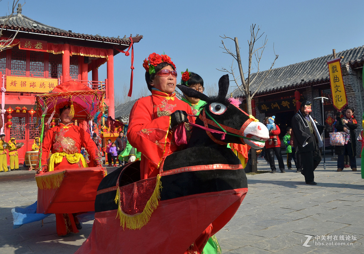 民俗表演扭秧歌   6