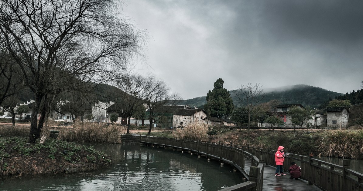 阳    山    古    村