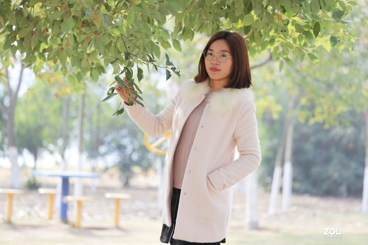 新入70-200爱死小小白，人像测试，给各位参考