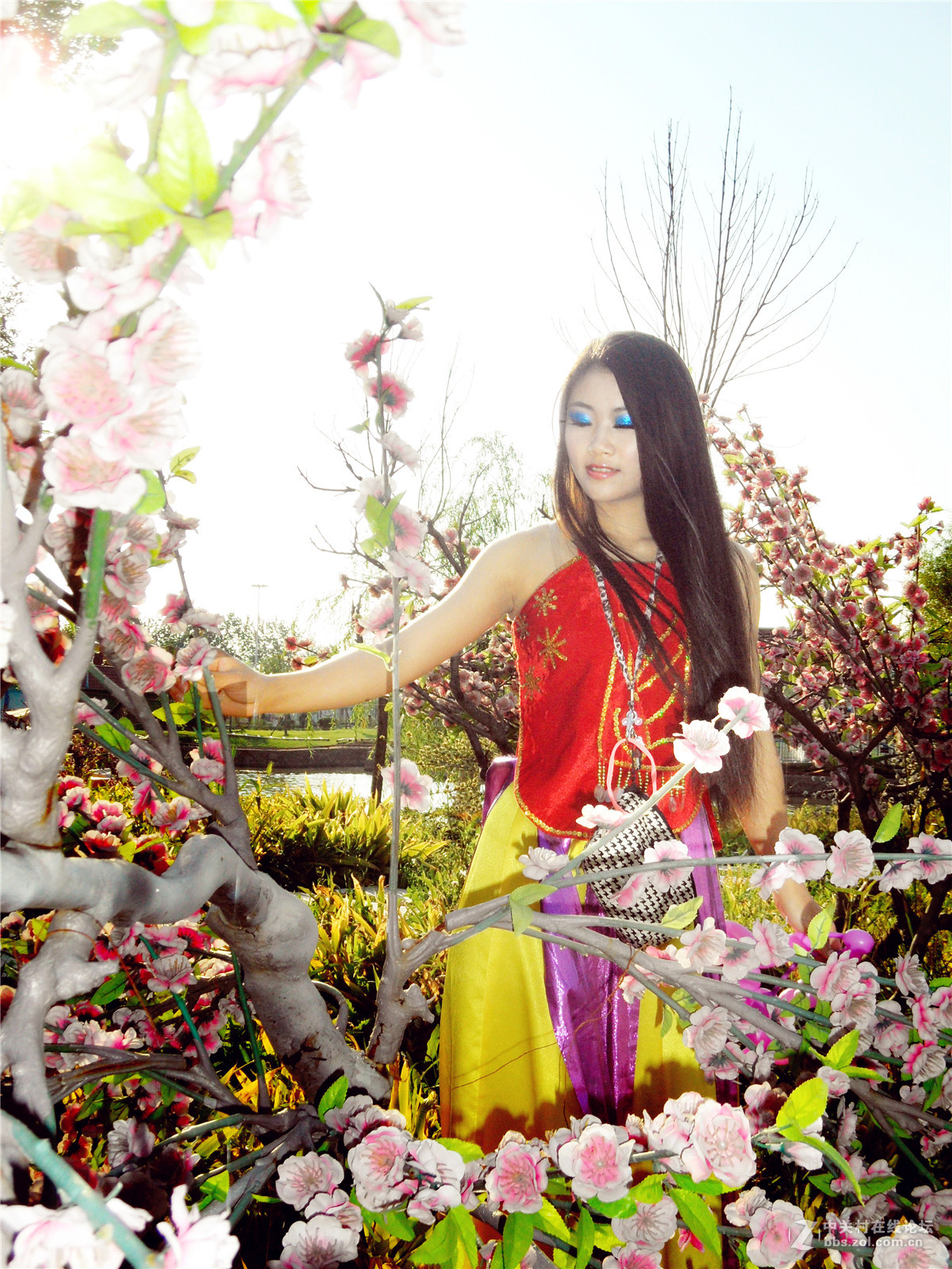 逆光美女（星空体育平台卡片机）