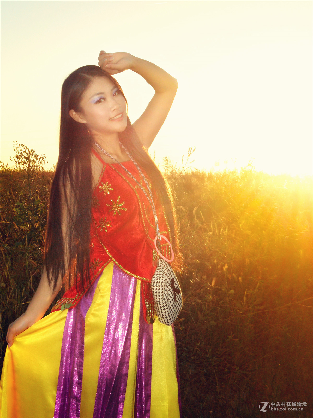 逆光美女（星空体育平台卡片机）