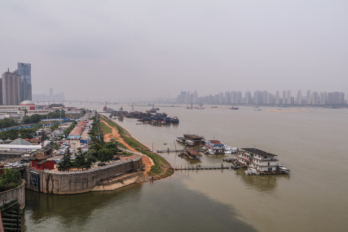 使用普通UV镜拍摄照片