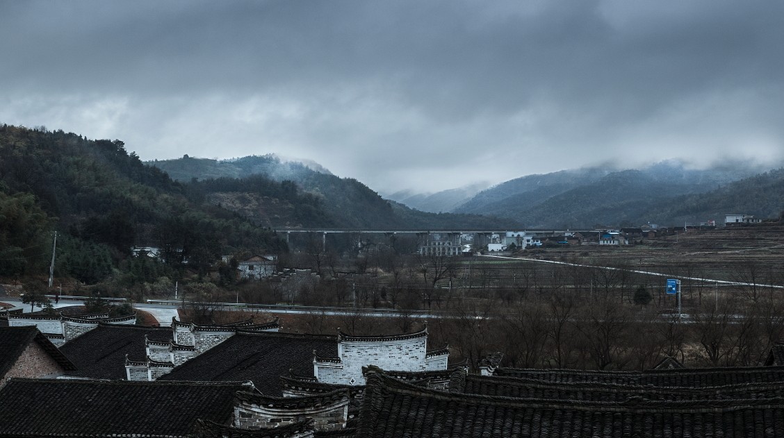 阳    山    古    村