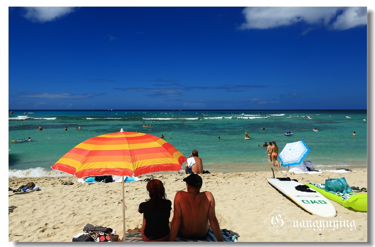 夏威夷威基基海滩风光贺好友“凡尘光影”人文纪实版履新