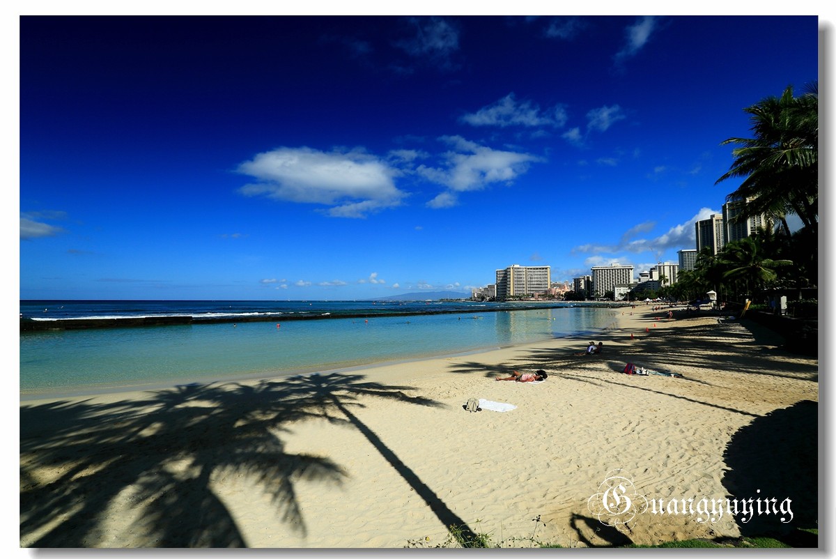 夏威夷威基基海滩风光贺好友“凡尘光影”人文纪实版履新