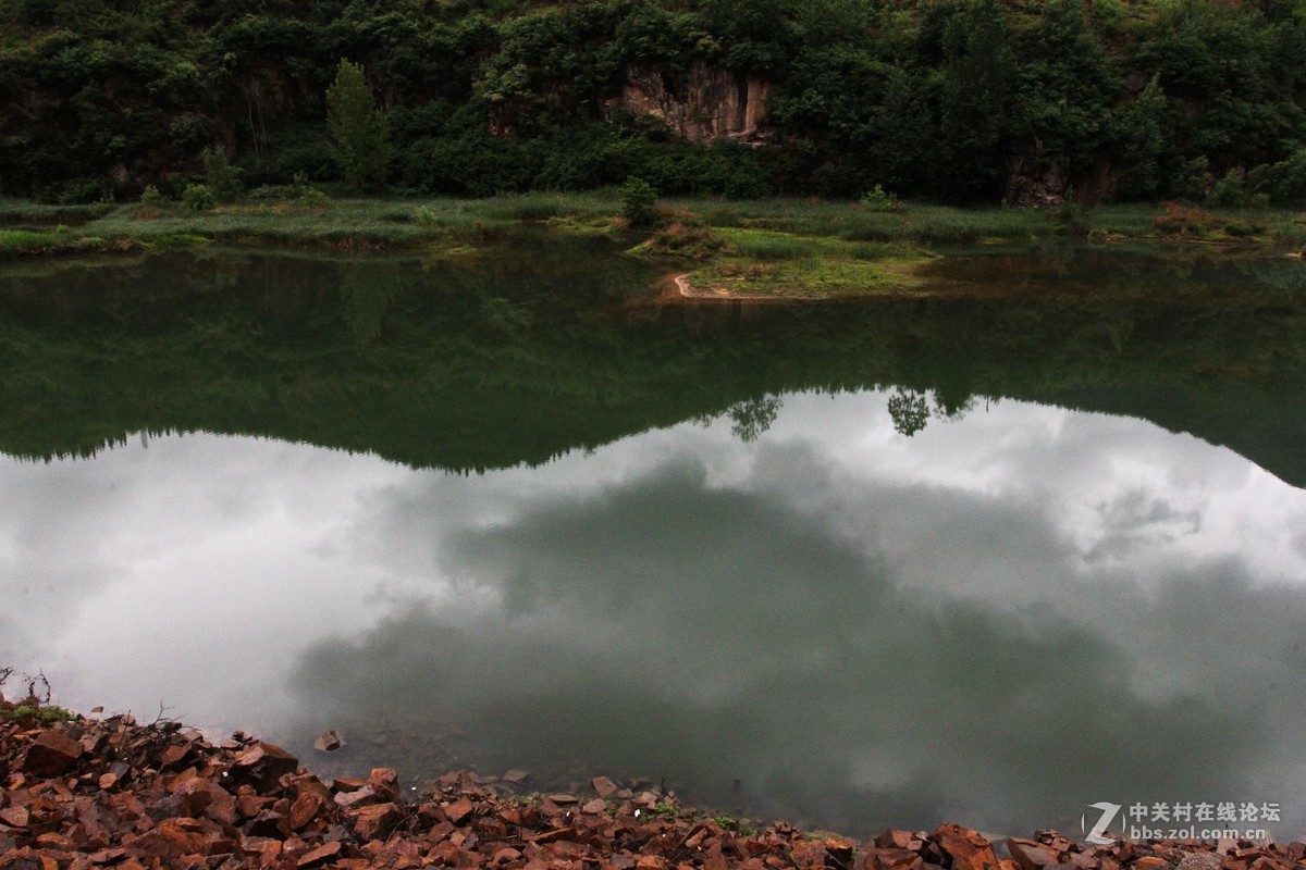 不识庐山真面目，只缘身在此山中